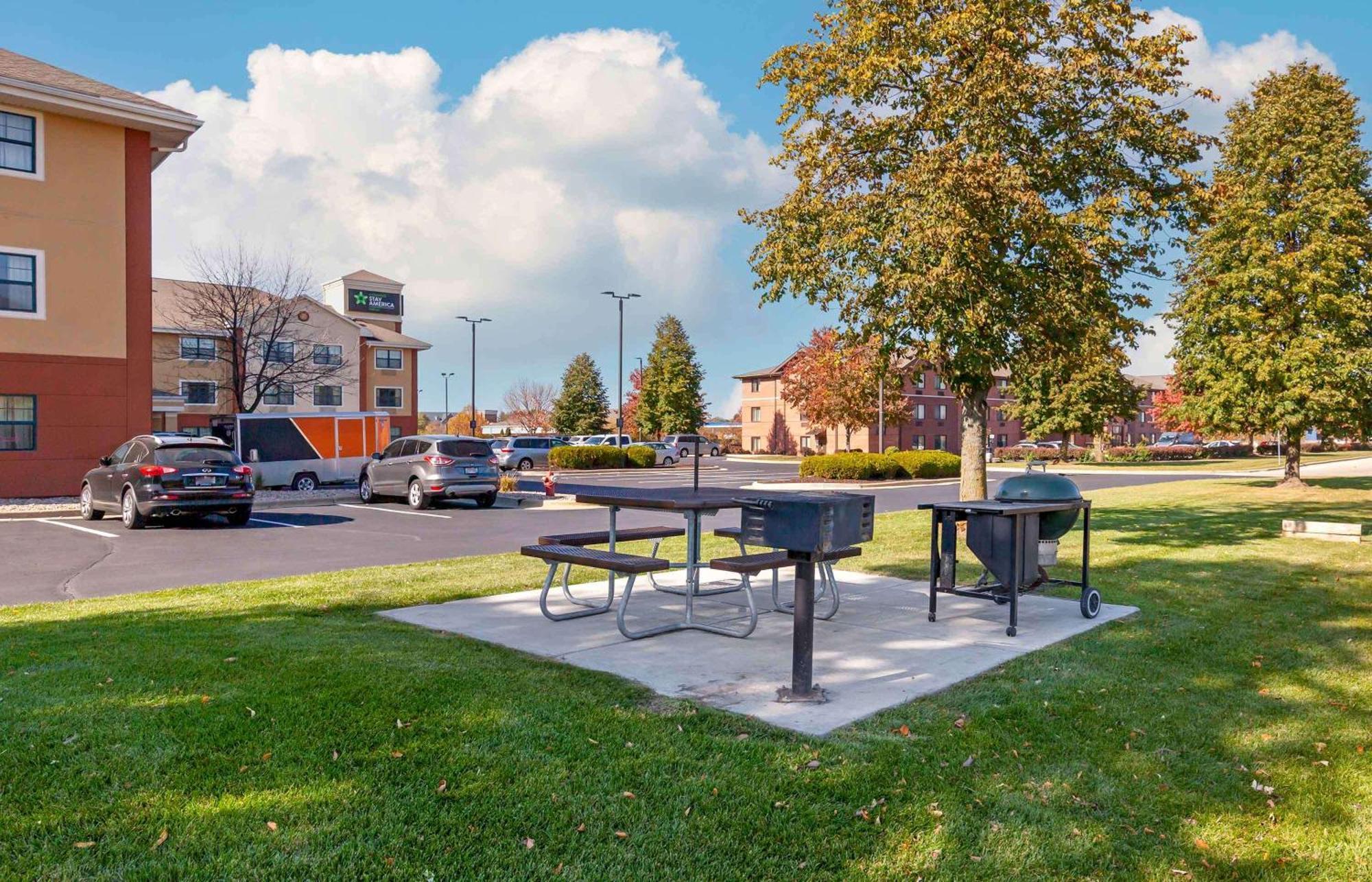 Extended Stay America Suites - Madison - Junction Court Middleton Exterior photo